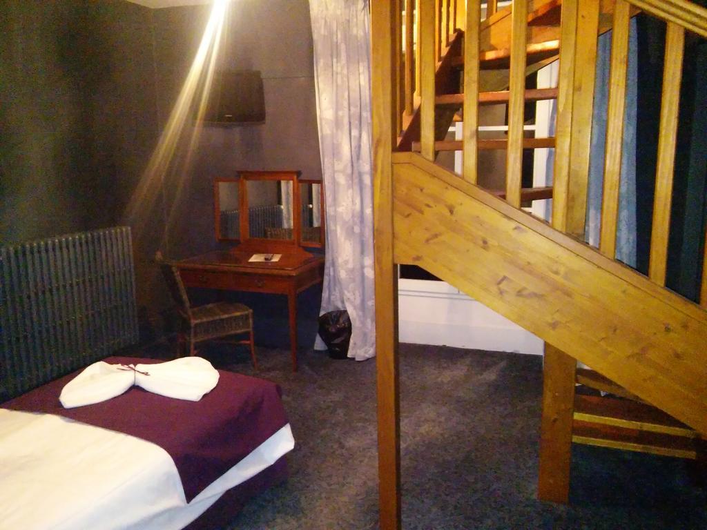 Homtel Le Parc Hotel Allevard Room photo