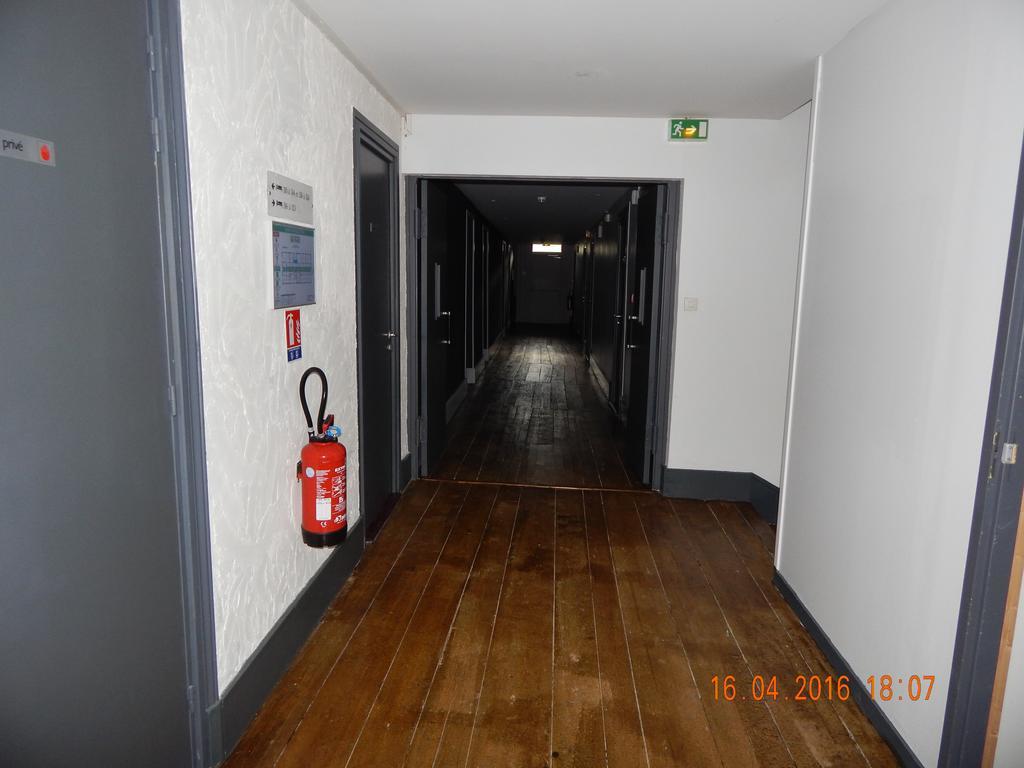 Homtel Le Parc Hotel Allevard Exterior photo