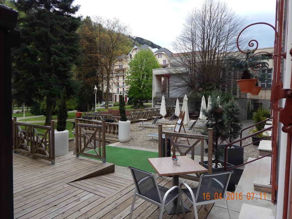 Homtel Le Parc Hotel Allevard Exterior photo