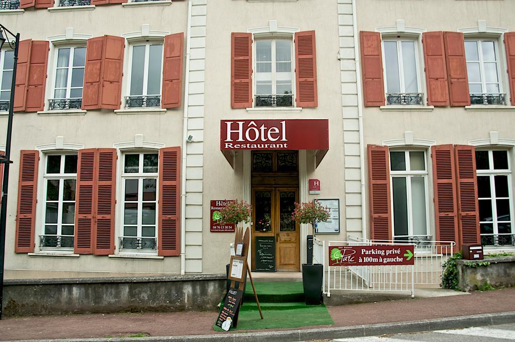 Homtel Le Parc Hotel Allevard Exterior photo
