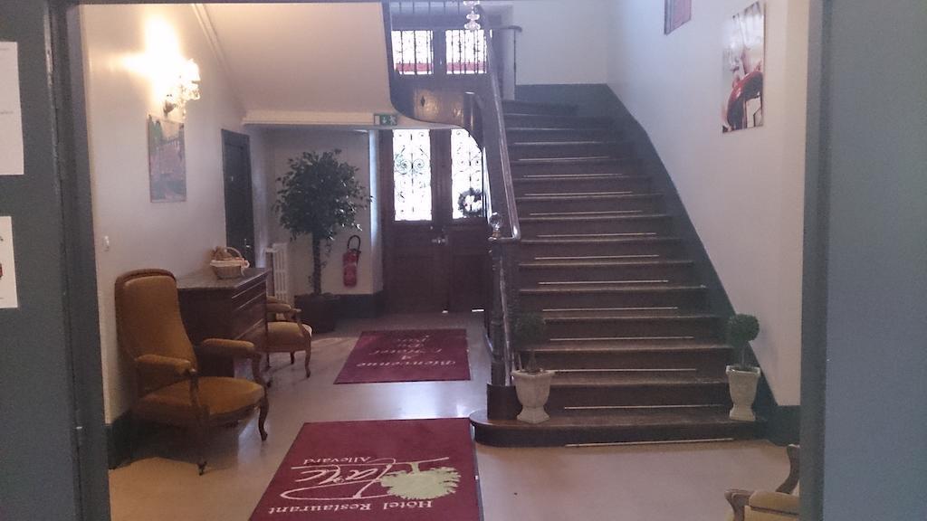 Homtel Le Parc Hotel Allevard Exterior photo